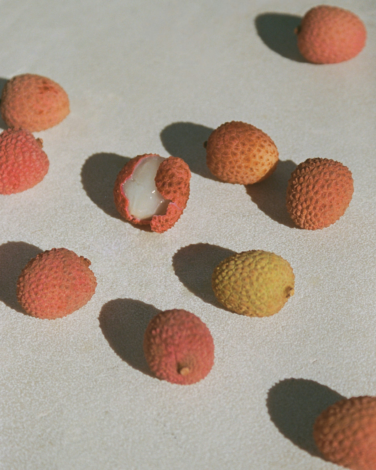 Aromatic Lychee Dream 10 oz scented candle